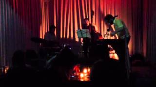 Sun Rooms play "Rose Garden", by Jason Adasiewicz