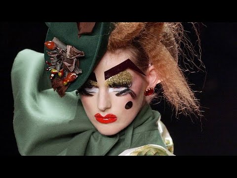 John Galliano Fall/Winter 2003 - FULL SHOW