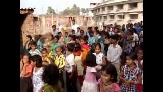 preview picture of video 'Dance Classes at Shanti India Tutorial School, Bodhgaya, Bihar'