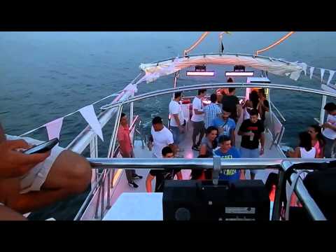 William P b2b DJ Impossible - Jordan Suckley - Santa Cruz - Boat Party 2 by Fusion Of Sound
