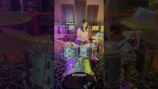 Download lagu Joged dulu 💃🏻🕺🏻 #drumcover #drums #femaledrummer #drummer #viral mp3 Download lagu Joged dulu 💃🏻🕺🏻 #drumcover #drums #femaledrummer #drummer #viral mp3