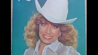 Elton John&#39;s &quot;Sorry Seems to Be the Hardest Word&quot; - Dottie West 1980