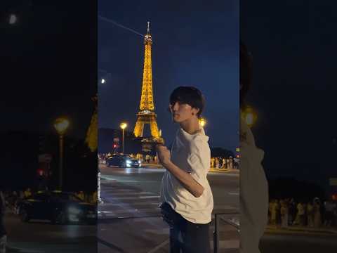 The sparkle of the Eiffel Tower✨🇫🇷  in Paris