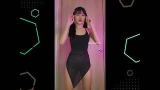 Date with me? 💖💖🤭