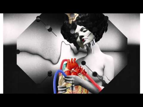 VQ020 Footprintz - Favourite Game