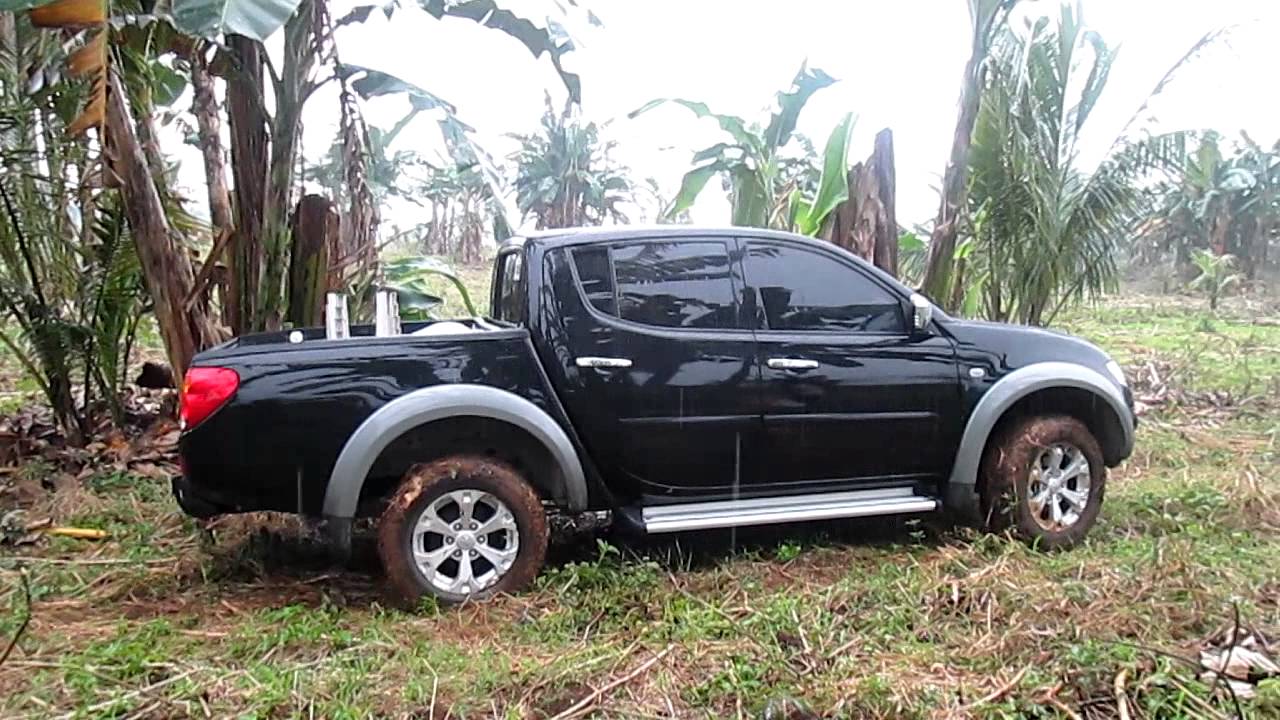 2012 Mitsubishi Strada GLS-V @ Claveria Farm