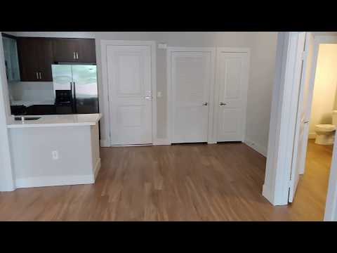 The Glendon. Model C2, 2x2, 998 sqft