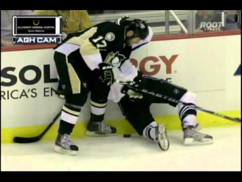 Highlights: Penguins vs Lightning: Game 5 2011 Playoffs