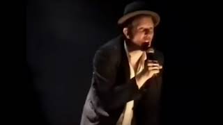 Gun Street Girl - LIVE Paris 2000 Tom Waits