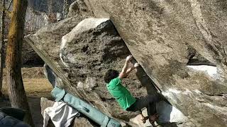 Video thumbnail of Il diedrino del rudi, 6c. Val Masino