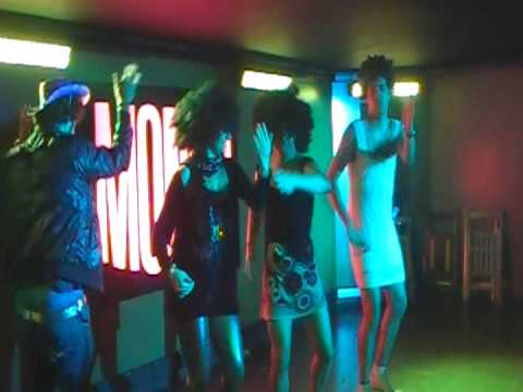 pasoindus09 grease y bony m