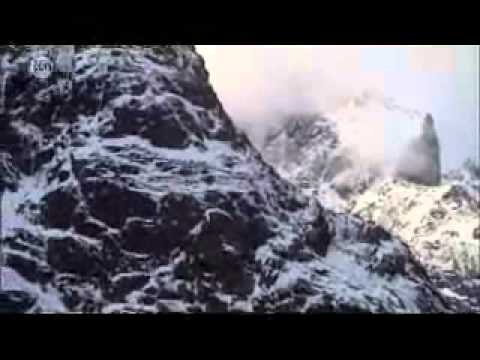 The Northern Lights - Joanna Lumley