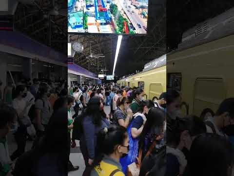 hora do rush @estação lrt