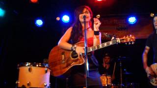 Stef Lang - Paper Doll Live