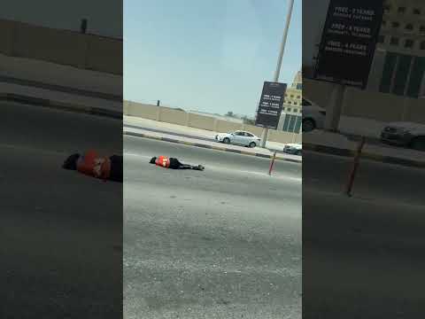 Pray for rider 🥺🥺💔 #bahrain #talabat #accident