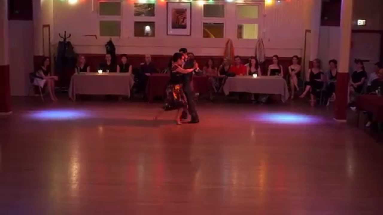 Facundo de la Cruz & Paola Sanz - vals performance at Milonga Primavera