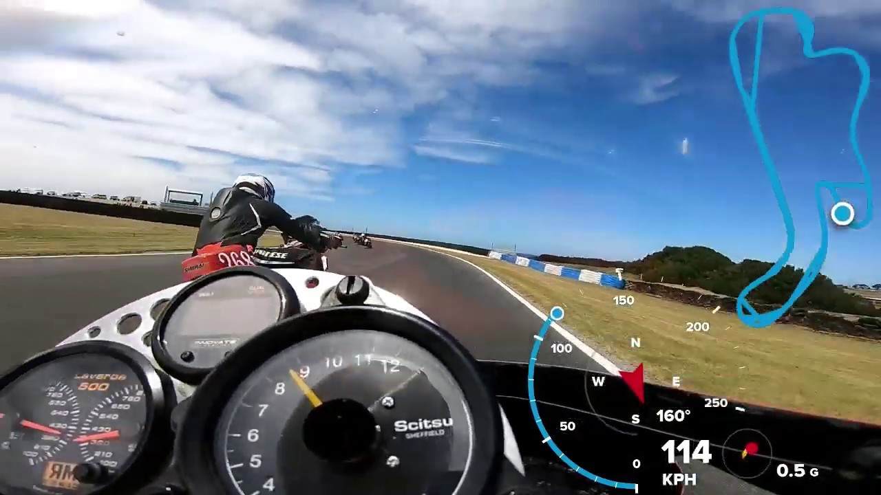 500 Alpino. International Island Classic 2019. Paul Smith riding the #76 Retro Moto Co Laverda 500 Alpino.