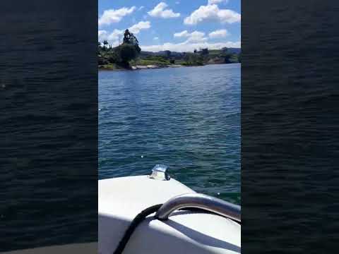 Guatapé, MADELLIN COLOMBIA🇨🇴🌎 #travel #beachdestination