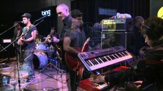 Graffiti6 - Colours (Bing Lounge)