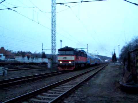 749 121 na čele os 9062 - Praha Krč odjezd - 13.2.2011.