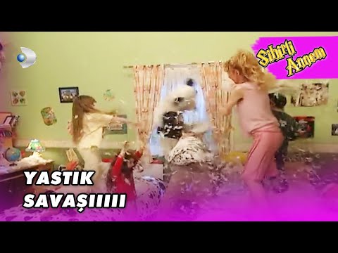 Aile Boyu Yastık Savaşı!  - Sihirli Annem  14. Bölüm