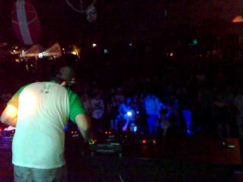 DJ Ical at Hed Kandi (John Jones feat Tara Mcdonald) Segarra, Ancol