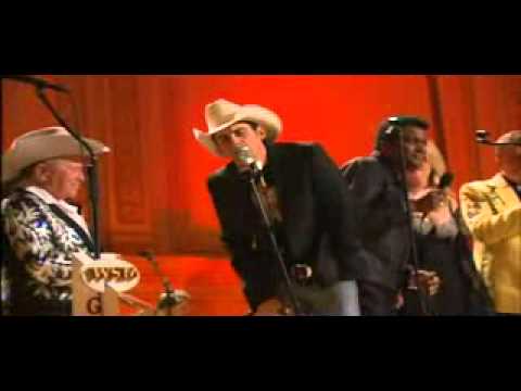 Medley I'll Fly Away - I Saw The Light  -  Will The Circle Be Unbroken .flv