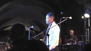 Mthetho Mapoyi sings "“Core ‘ngrato" in Cape Town