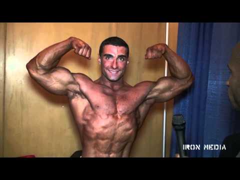 Ruben Lopez - 2013 Arnold Classic USA - Middleweight Men's Bodybuilding - Interview And Posing