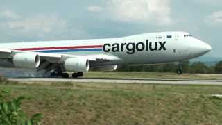 preview picture of video '✈  CARGOLUX 747-8 - Boeing B747-8f - Basel Mulhouse - maiden landing'