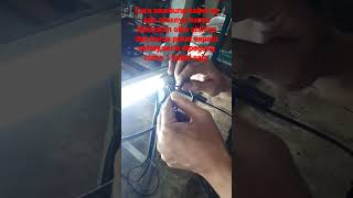 Download lagu Cara pegang kabel yang ada Arus Listrik tanpa kesetrum mp3 Download lagu Cara pegang kabel yang ada Arus Listrik tanpa kesetrum mp3