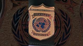 Vídeo de DIREITOS HUMANOS - Carteira em Couro Legítimo - PORTA NOTAS