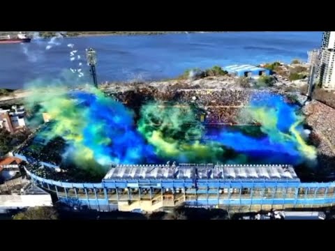 "Recibimiento Rosario central vs newells 2025. #rosariocentral #carc #newells" Barra: Los Guerreros &bull; Club: Rosario Central