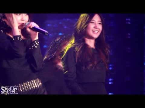 [Fancam] 100424 Yuri SNSD# ????? @Shinsegae super concert