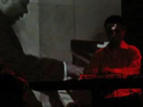 wojtek grabek electric violin kaoss pad live @ dragon