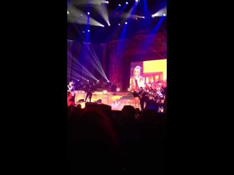 Googoosh , Los Angeles , October 27, 2012 (2)