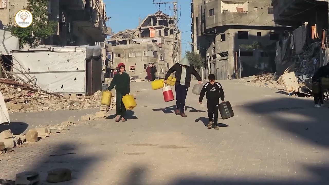 Water Tanks Distribution (234) for the Displaced families in Gaza, Thanks to Yunus Ali Hoque