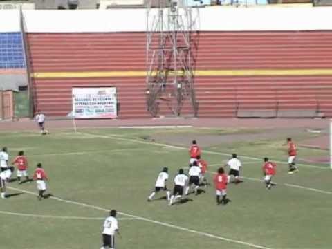 LIGA DEL AREQUIPA - ENTREVISTA ESTEBAN CALIZAYA - MUNDO DEPORTE 2012