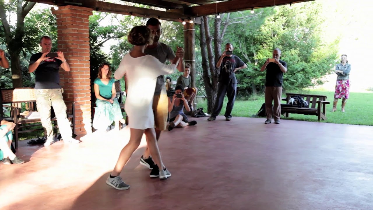 demo lezione con Bruno Tombari e Rocio Lequio al Tango Dance Camp