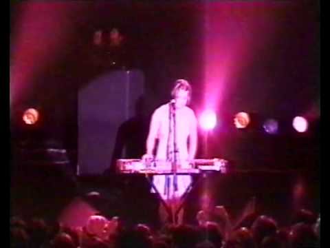 bis - This Is Fake D.I.Y. (live)