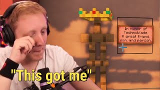 Philza Cries infront of Technoblade memorial on QSMP. (Minecraft)