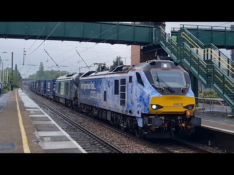 DRS 88010 'Aurora' and 68003 'Astute' hauling the Tesco Train