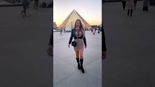 Picture perfect location: Louvre museum by sunset 