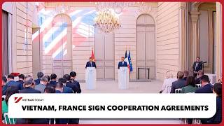 Vietnam, France sign cooperation agreements | Vietnam Today