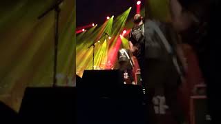 As Lions met White flags