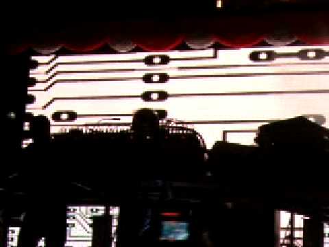 Chemical Brothers live, Hey girls hey boys, Trieste 2