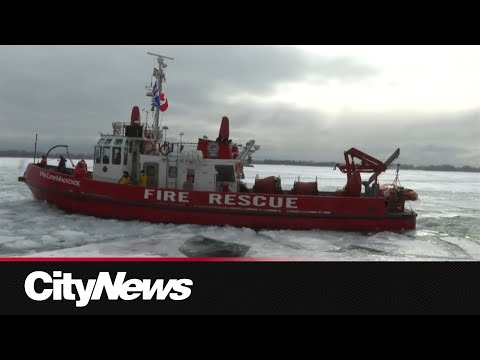 How Toronto Fire Prepares to Break Ice in the Harbour