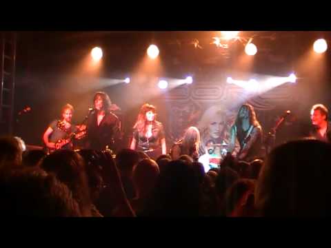 DORO PESCH - All We Are feat. duet with MELTEM