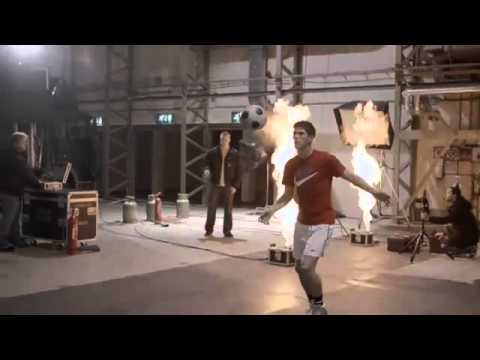 Huntelaar p0wned Van Wolfswinkel  [ VERY FUNNY ]