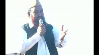 preview picture of video 'Mufti Syed Aashiq Hussain Sahib at J S S Zia Ul Uloom (Part 1)'